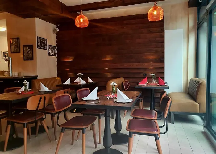 Apricot 3* Hamburg