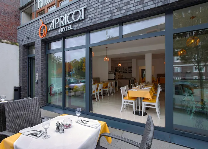 Hotel Apricot 3*