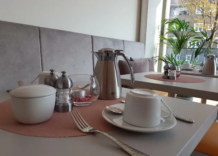 Hotel Apricot