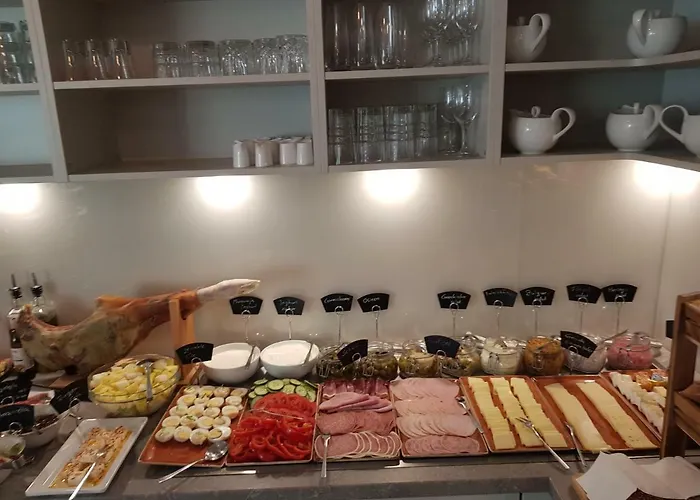 Hotel Apricot 3*